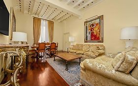 Ych-Magnifica Residenza A Campo De Fiori